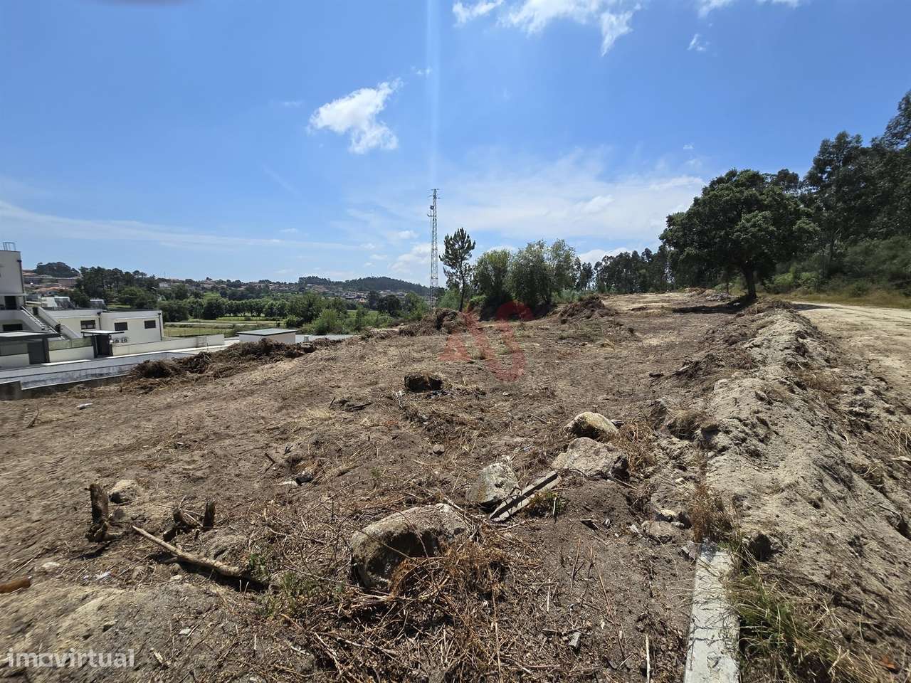 Terreno com 6725 m2  para Construção de 12 Moradias em Lustosa, Lousad - Grande imagem: 5/6