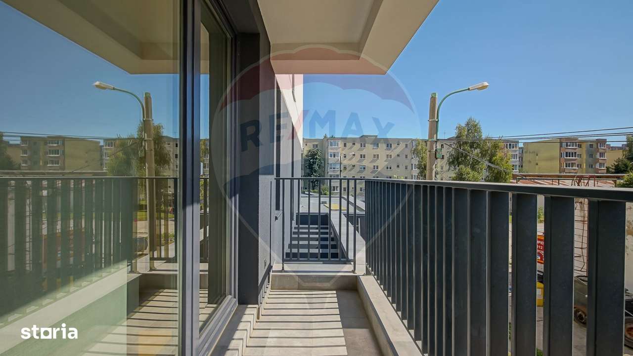 Apartament cu 2 camere de închiriat, Cosmopolit Rise - Imagine principală: 5/20