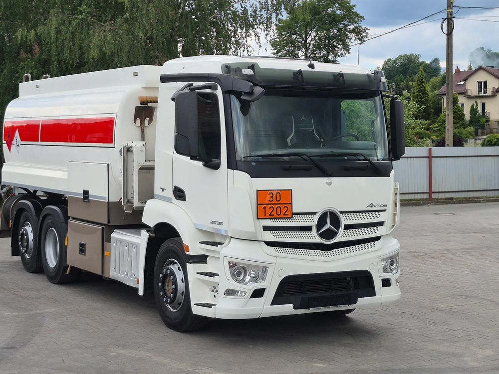 Mercedes-Benz Antos 2014