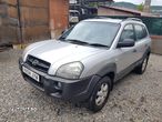 Dezmembrez Hyundai Tucson 2.0 BENZINA 2.0 Diesel, 2.0 D - 7