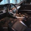 BMW Seria 3 320d Touring - 11