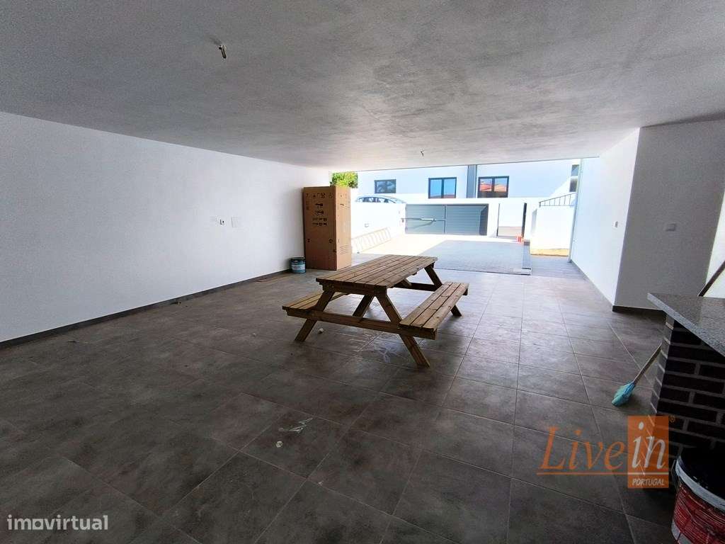 Moradia Térrea T5 Nova em Lagoa perto da Ericeira - Grande imagem: 5/37