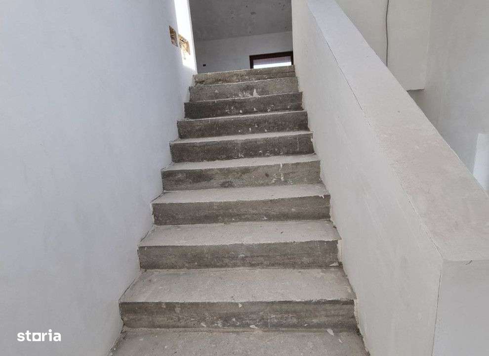 Casa 7 camere Cug , 230 metri Cod:155026 - Imagine principală: 5/15