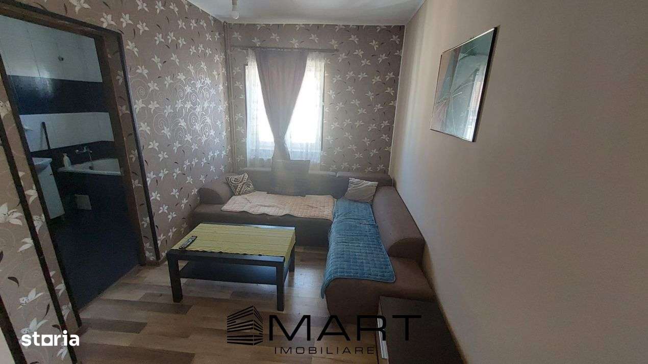 Apartament la mansarda 4 camere zona Vasile Aaron - Imagine principală: 4/18