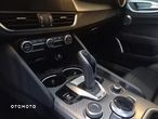 Alfa Romeo Giulia 2.0 Turbo Veloce Q4 - 14