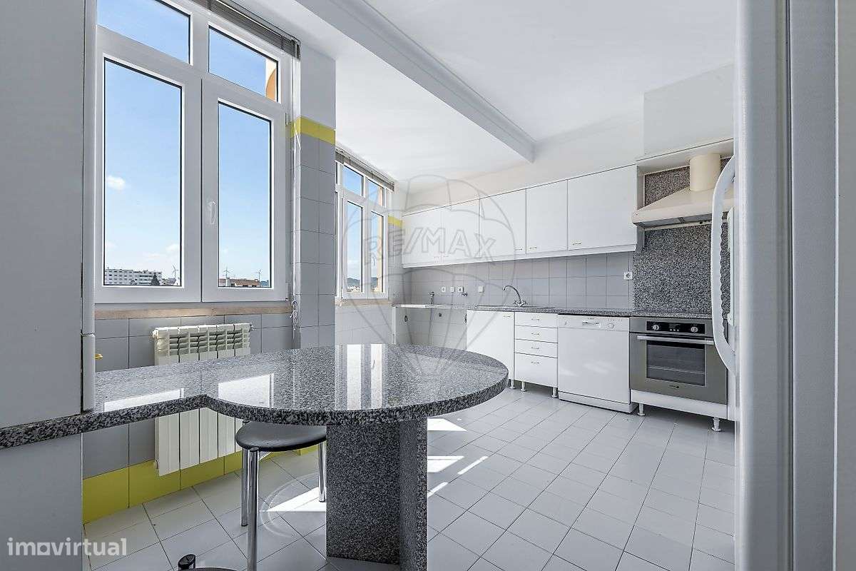 Apartamento T4 para venda-18