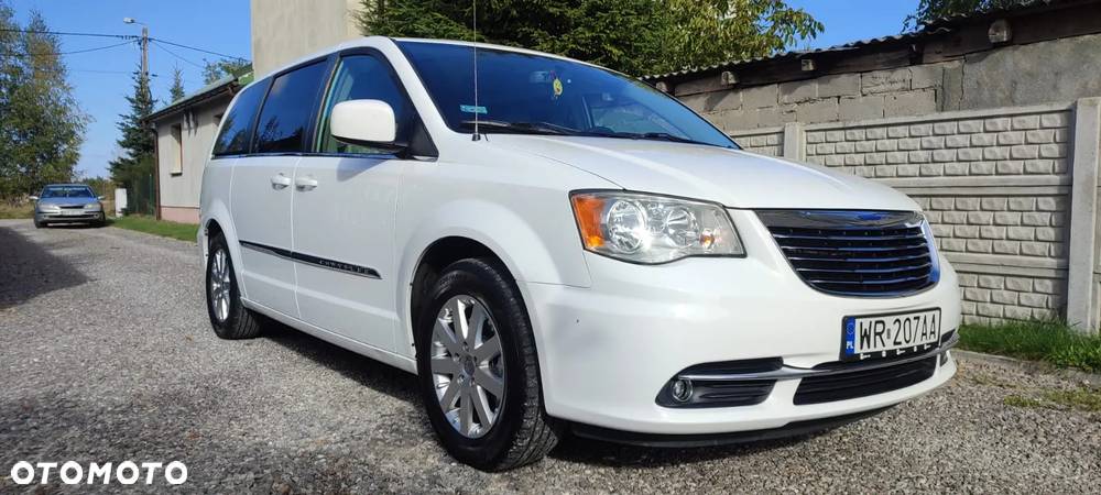 Chrysler Town & Country 3.6 Limited - 7