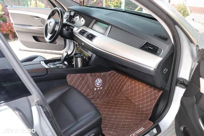 BMW Seria 5 530d xDrive AT - 6