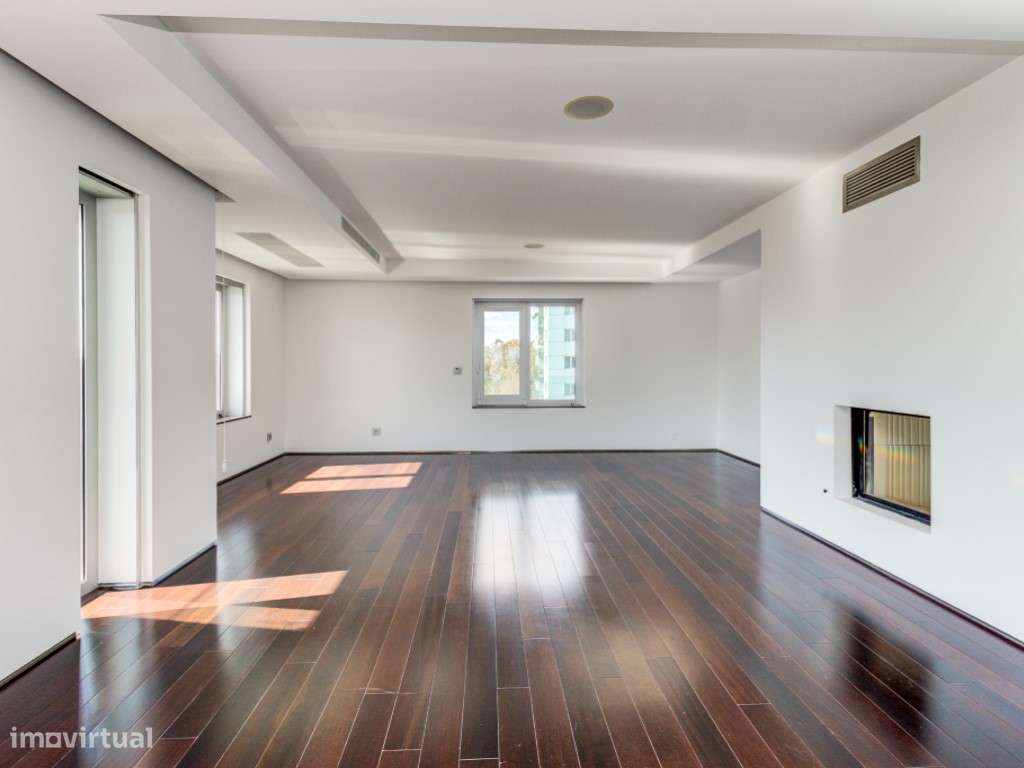 Apartamento T5 + 1 no Condomínio Jardins São Lourenço - Lisboa-49