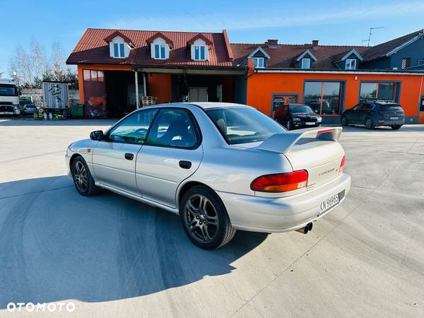 Subaru Impreza SW 2.0GT Turbo 4x4 - 30