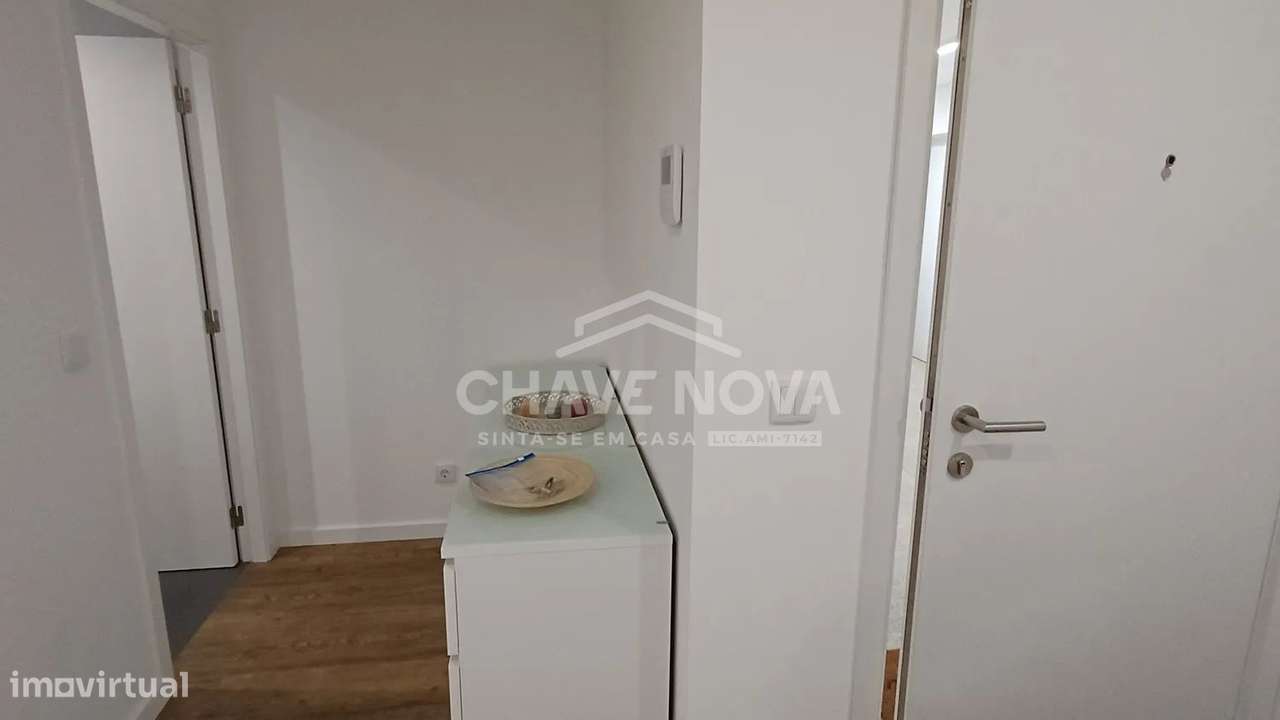 T1 Novo | Perto Cais de Gaia | Todo Equipado e Pronto a Entrar - Grande imagem: 5/7