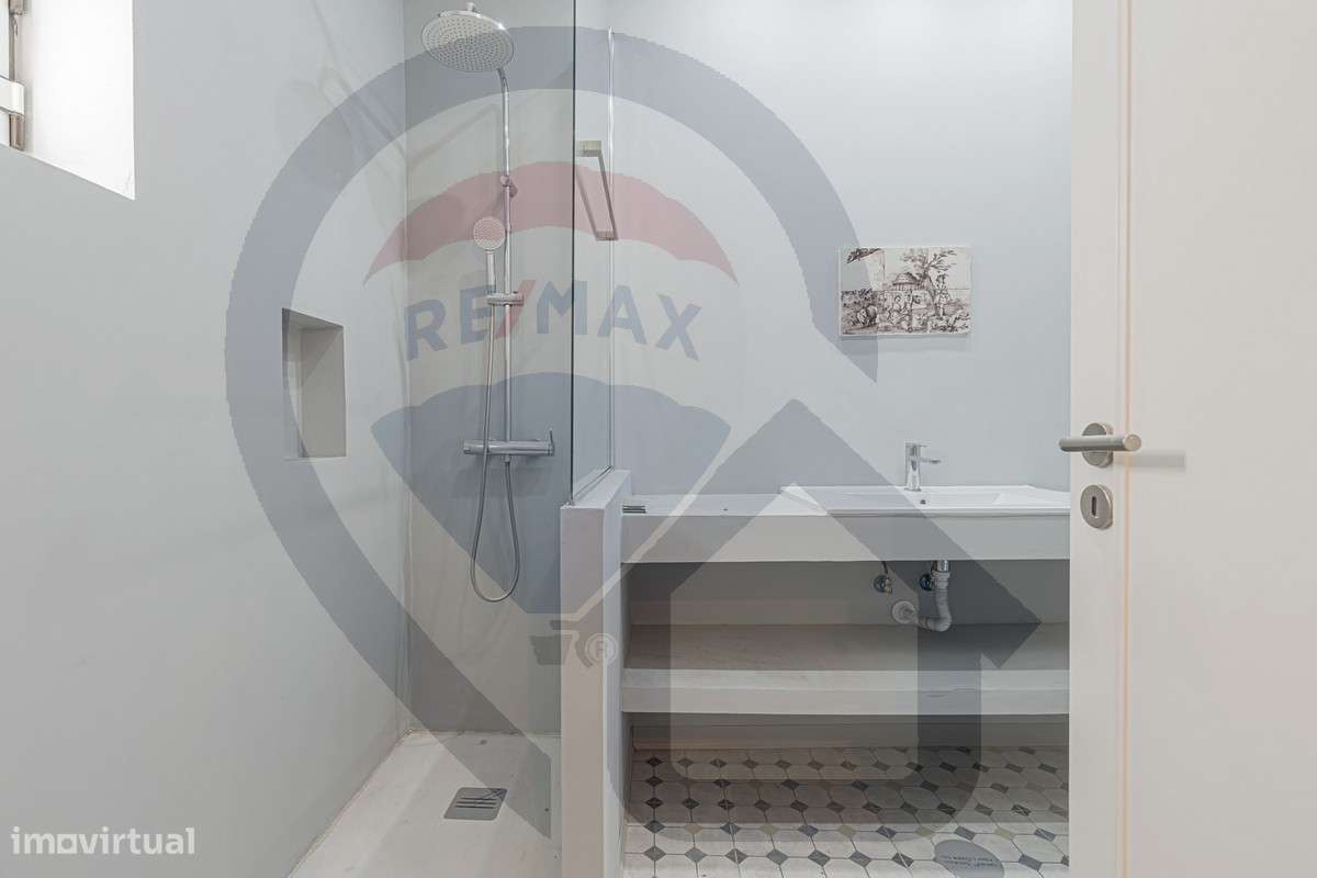 Moradia T3 Renovada no Centro Histórico de Évora – Charme Único-22