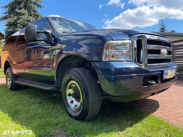 Ford Excursion 6.8 Limited 4WD - 5