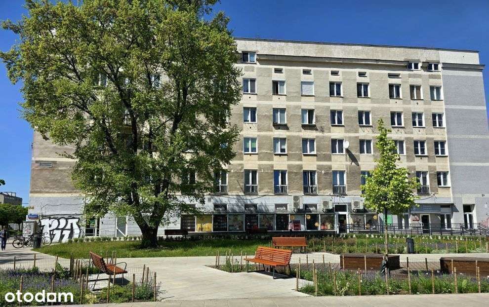 dwa pokoje, Metro z miejscem parkingowym-12