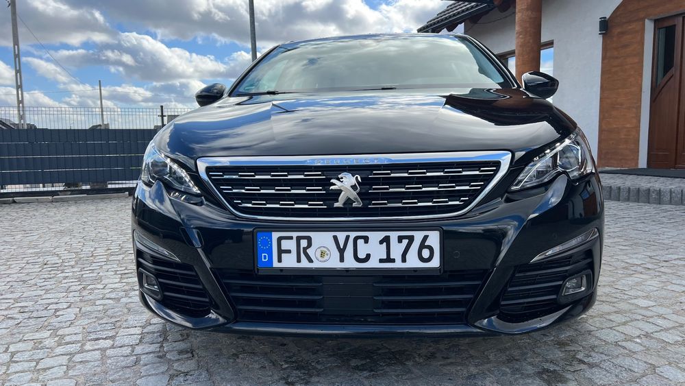 Peugeot 308 T9 BlueHDi 130 EAT8 Stop & Start Allure Business-Paket 2021