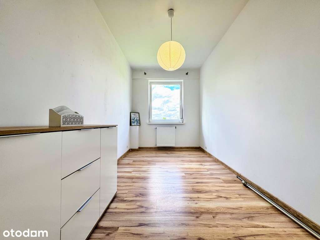 Duże, 3 pokoje, osobna kuchnia, balkon-8