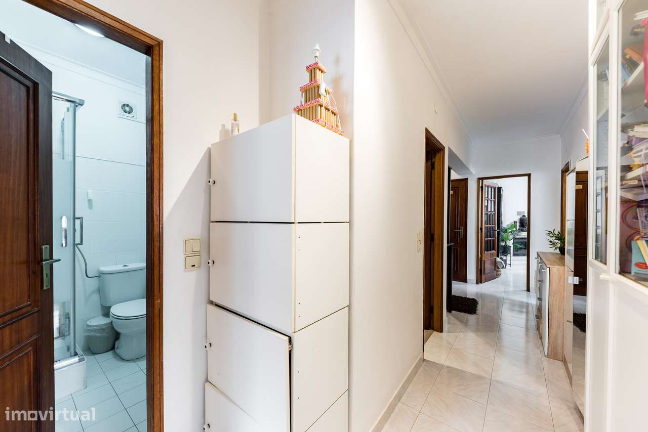 Apartamento com vista privilegiada-27