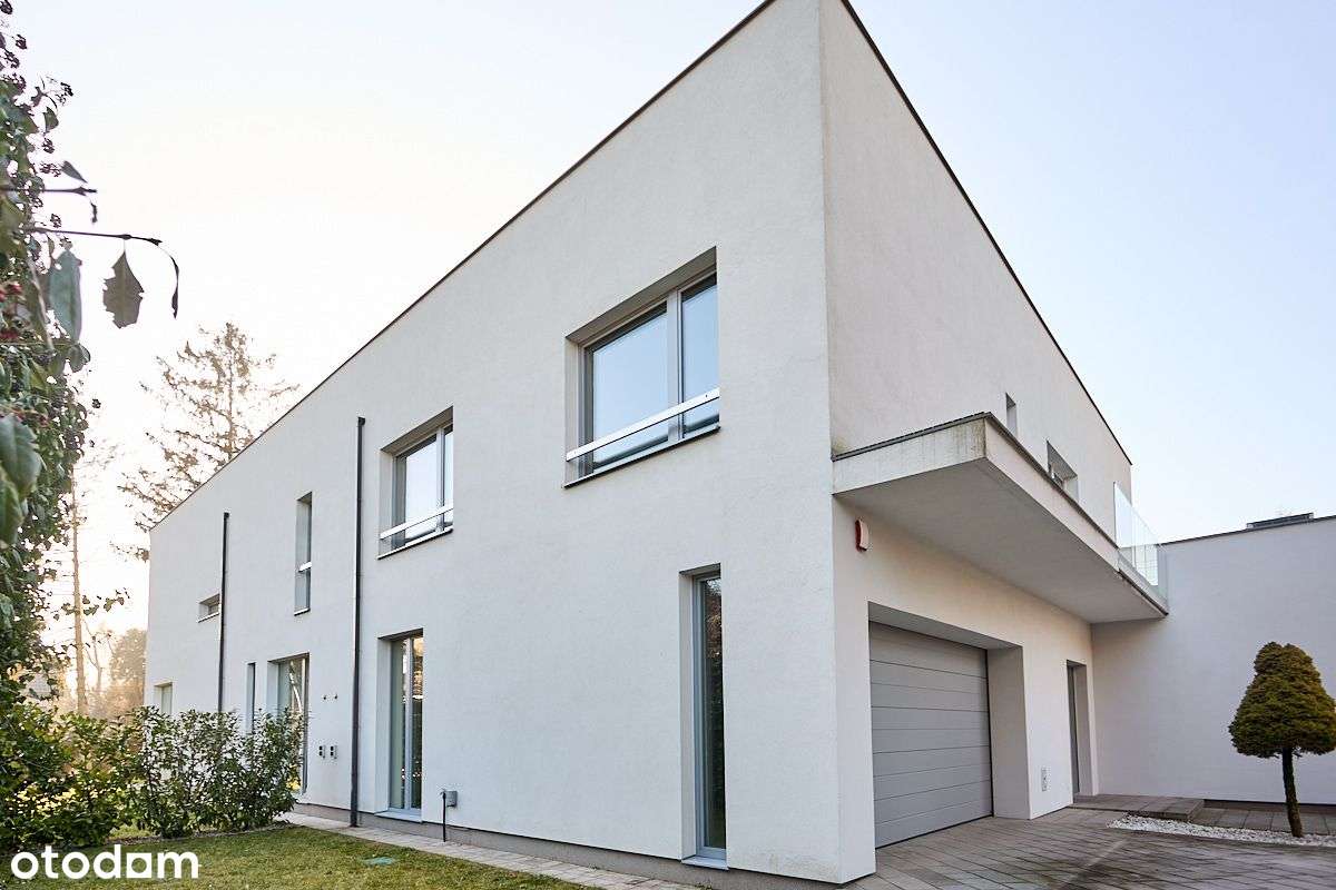 PRESTIŻOWY DOM W WYJĄTKOWEJ LOKALIZACJI WARSZAWY-2