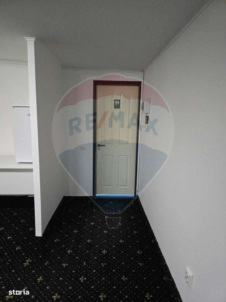 Spațiu de birouri/comercial de 45mp de închiriat în zona Nicolina - Imagine principală: 4/5