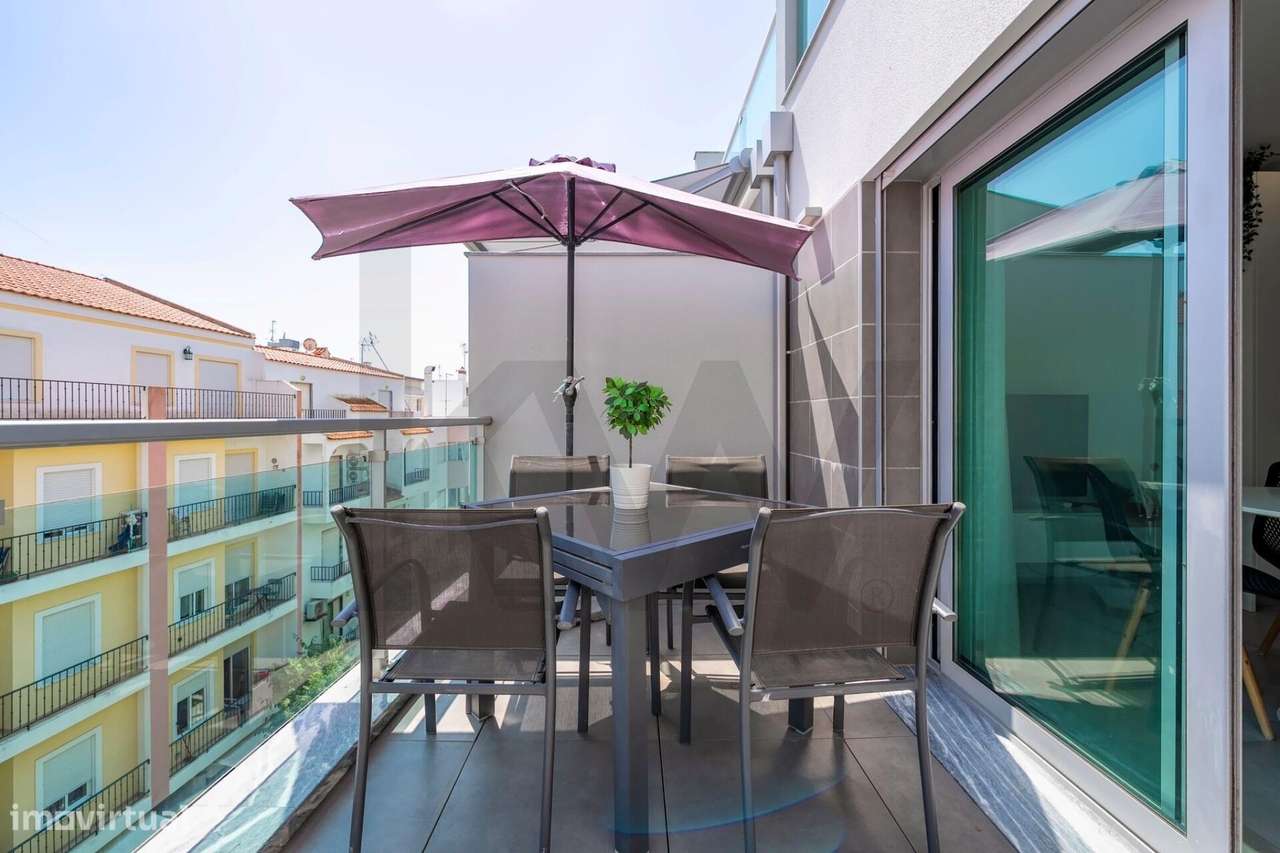 Apartamento Duplex | 3 quartos | A apenas 250 metros da Praia de Monte
