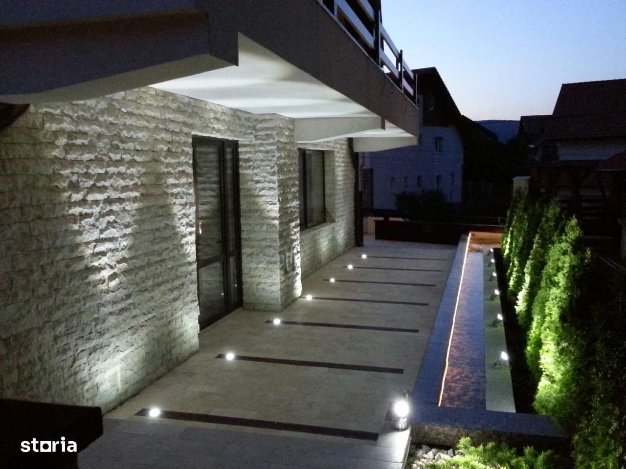 Vilă deosebită cu vedere panoramică la Munții Bucegi – Bușteni, str. C-1