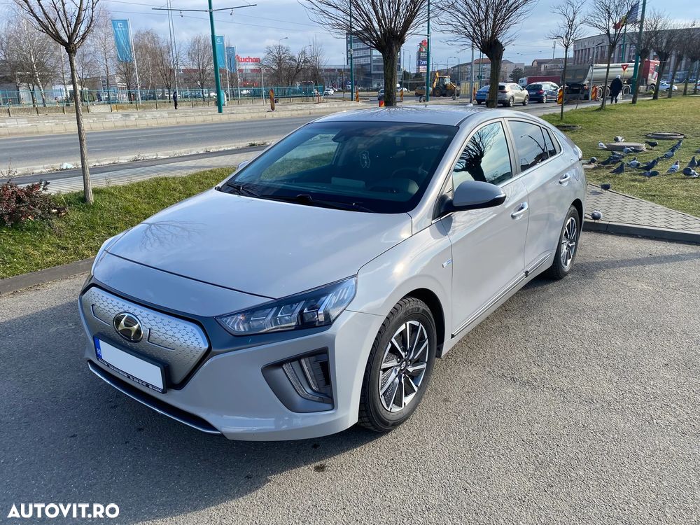 Second hand Hyundai IONIQ - 14 000 EUR, 205 000 km - Autovit