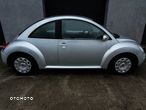 Volkswagen New Beetle - 15