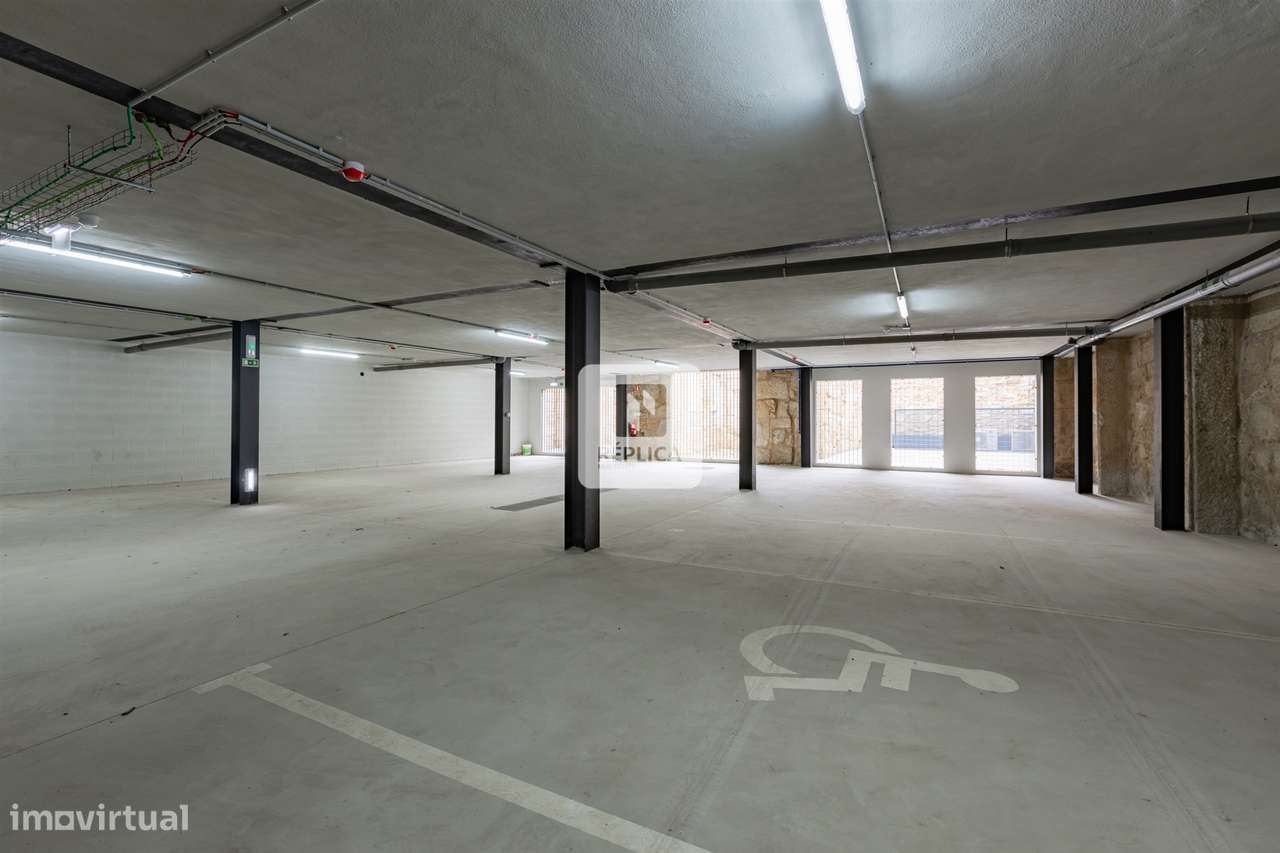 Edifício em Bairro histórico da cidade do Porto - Cedofeita - Grande imagem: 5/42