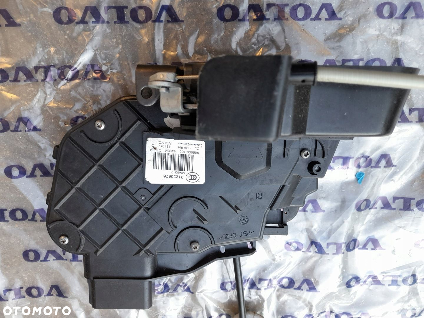 ZAMEK DRZWI PRAWY TYŁ 31253676 VOLVO XC60 LIFT - 2