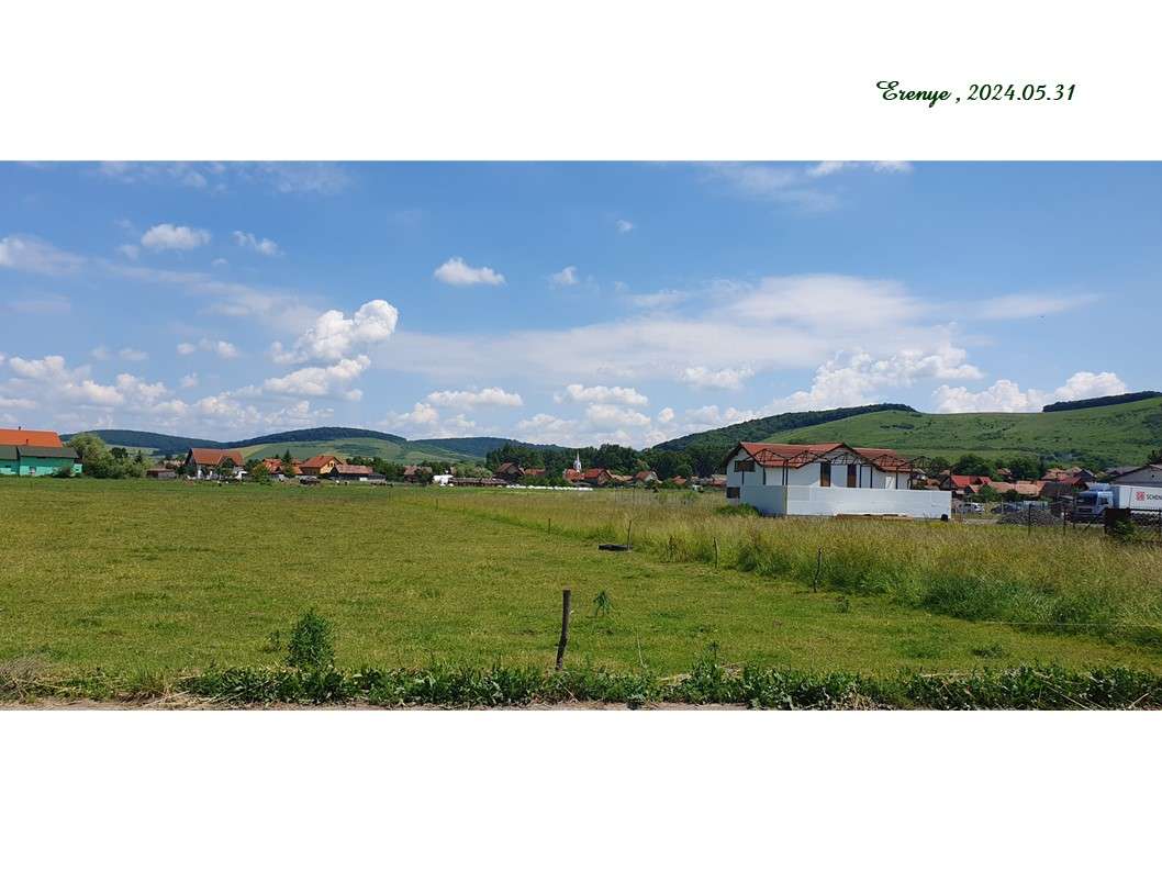 Teren intravilan de vanzare - Imagine principală: 4/9