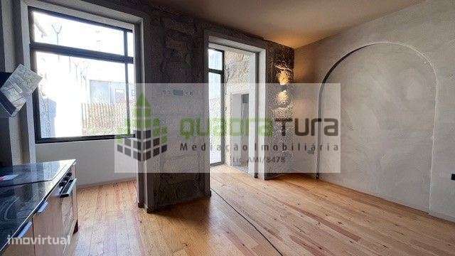 ESTÚDIO | C/ Terraço e Jardim | BONFIM-0