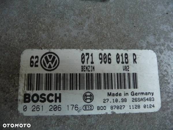 VW GOLF IV BORA 2.3 V5 STEROWNIK SILNIKA ZESTAW 071906018R - 2