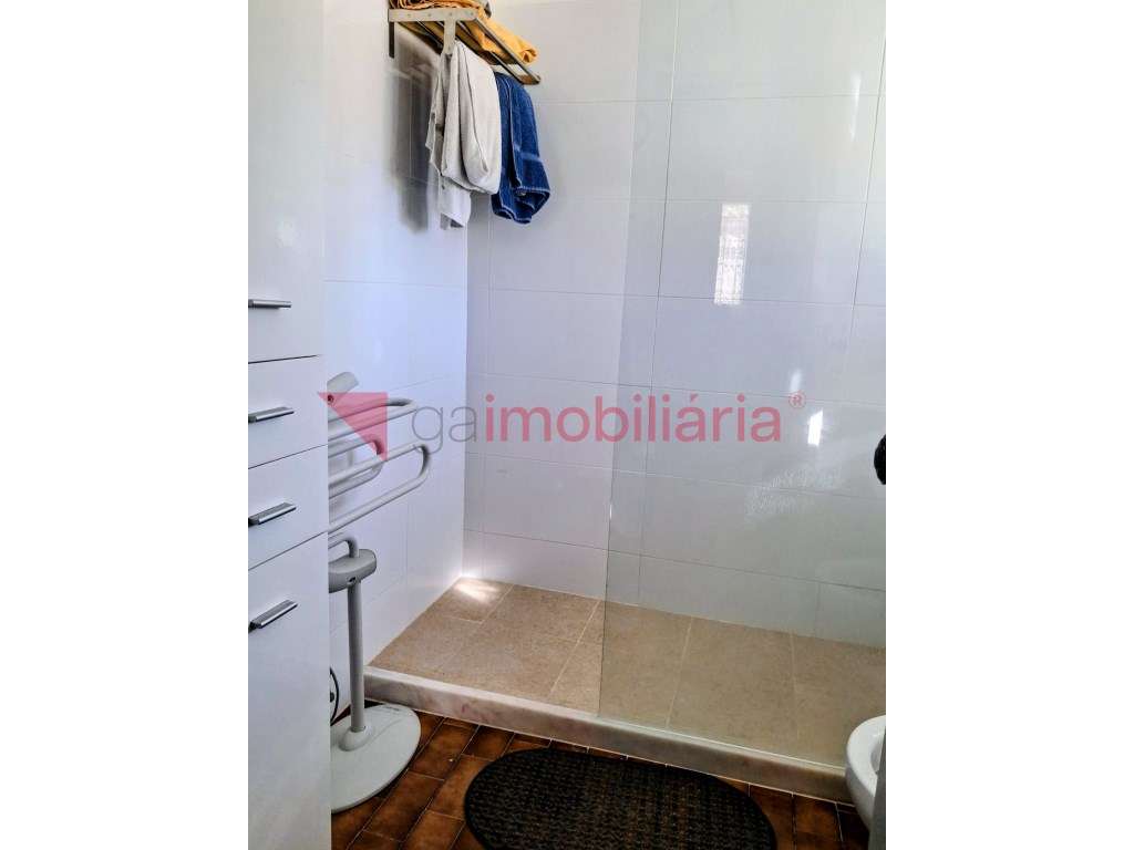 Moradia Rustica inserida numa Magnifica Paisagem Vinícola-15