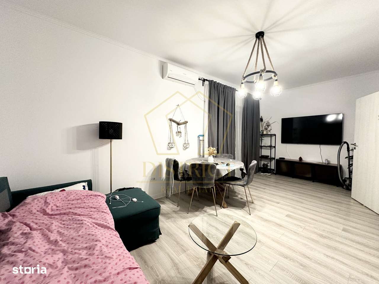 Apartament spatios cu 1 camera si terasa 19mp | Giroc - Imagine principală: 3/8