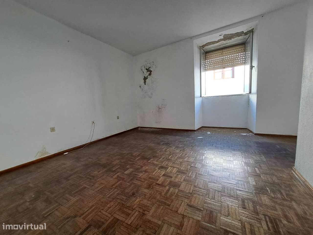 Moradia na zona histórica em Miranda do Douro-13