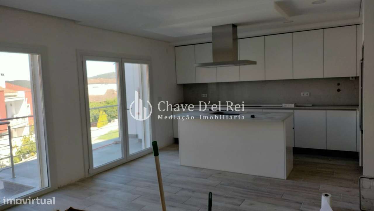 Moradia em Banda T3+2 Venda em Orgens,Viseu - Grande imagem: 2/20