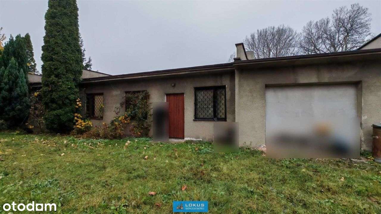 Dom 243 m2 z garażem i budynkami gospodarczymi-16