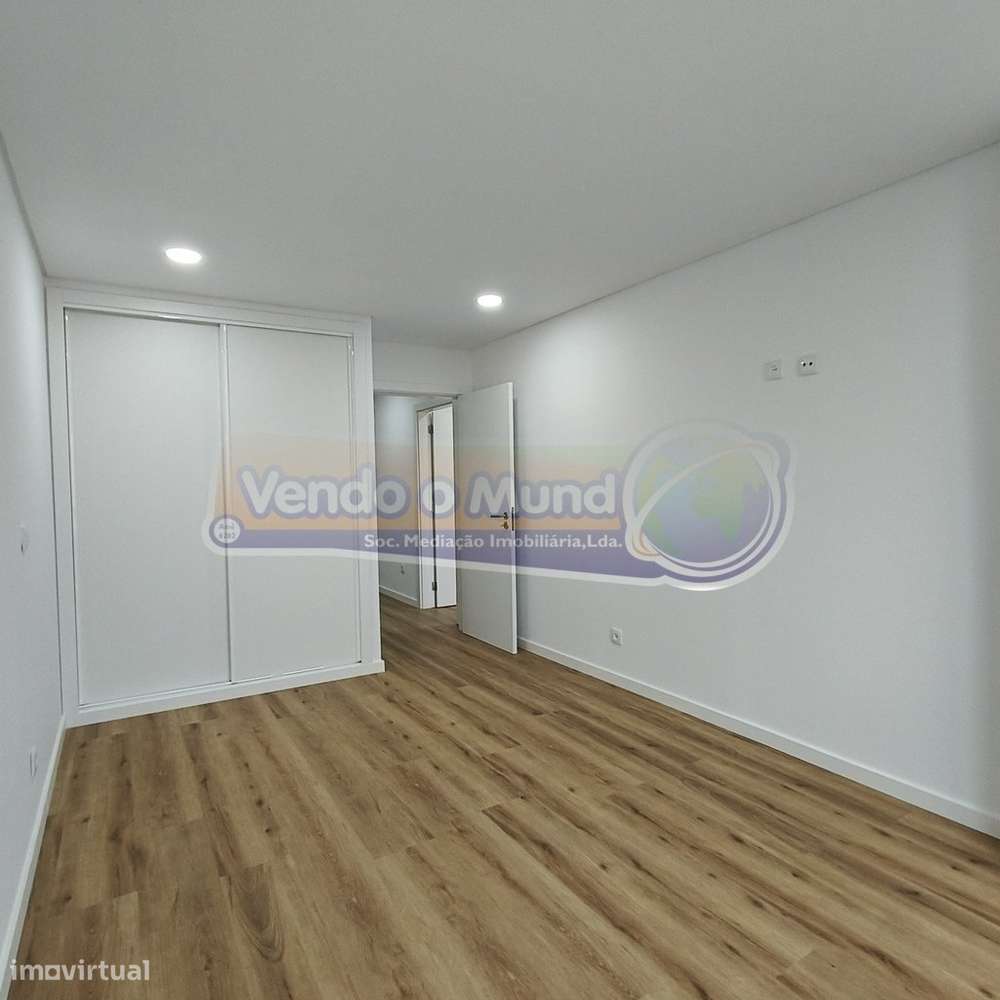 Apartamento T3 na Póvoa de Santa Iria (PSI028)-11