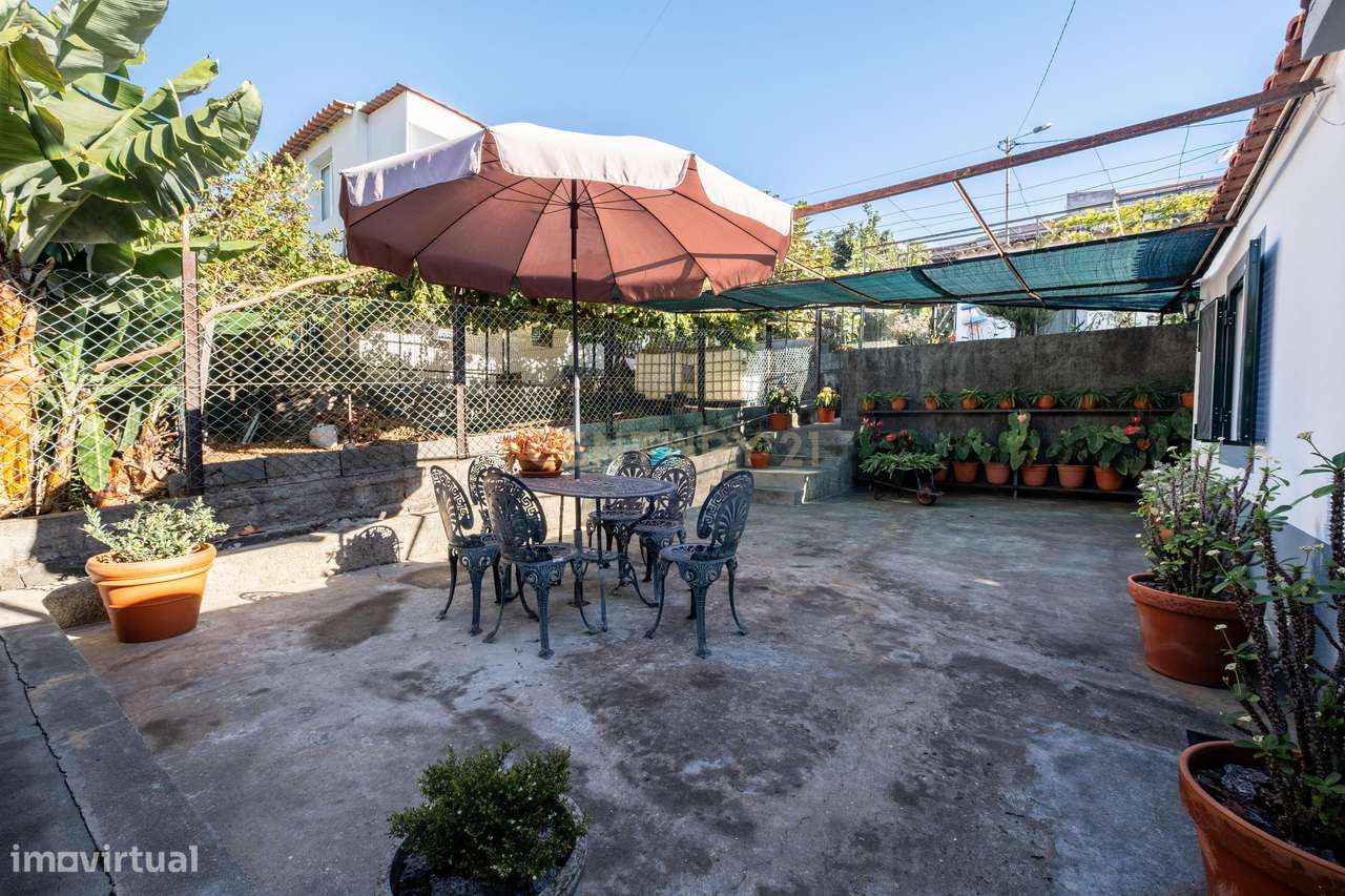 Moradia Típica Madeirense com Potencial Único – Piornais, Funchal-7