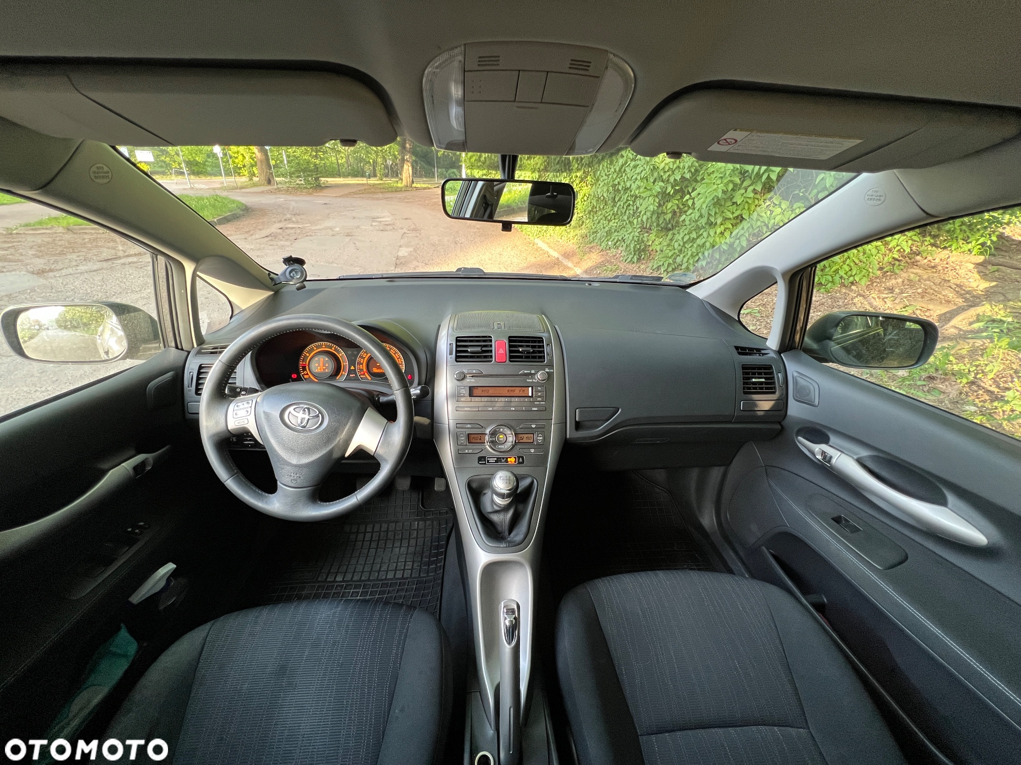 Toyota Auris 1.33 VVT-i Terra - 8