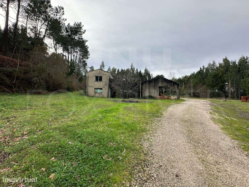 Armazém industrial em Sá, Monção - Grande imagem: 4/16