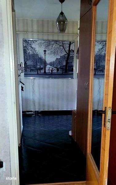 Proprietar vand garsoniera zona Parcul Circului, strada Opanez