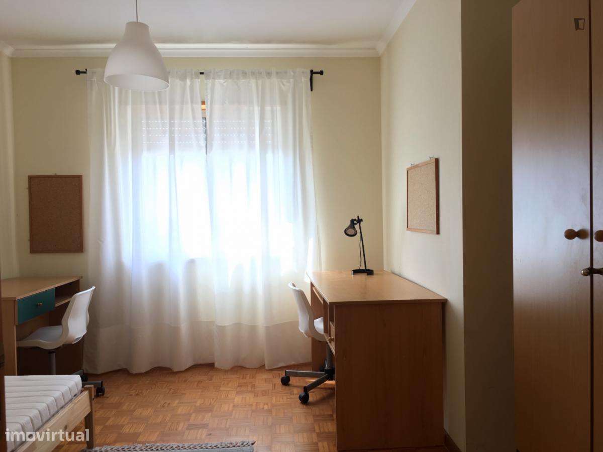 Apartamento com 2 quartos - localizado em Almada Lisbon - Grande imagem: 3/6