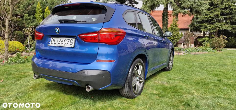 BMW X1 sDrive18d xLine - 2