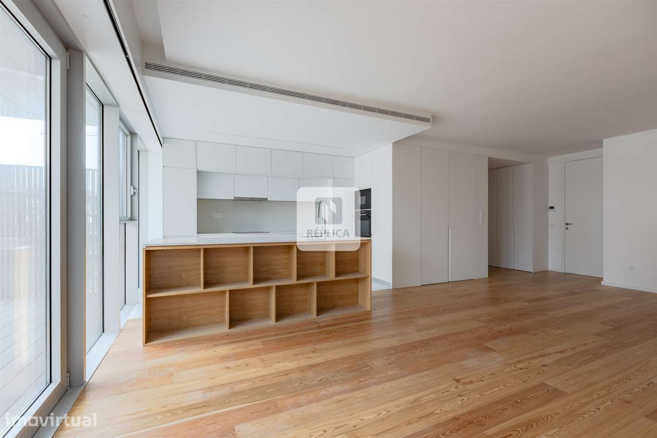 T2  Varanda 16 m2 | Apartamento Prédio Vista Mar | T2 Gaia Sal Douro - Grande imagem: 4/45