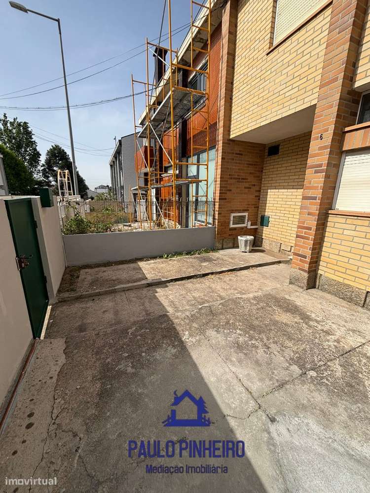 Moradia T3 Renovada em Vila Nova de Gaia-18