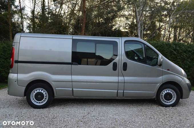 Opel vivaro - 18