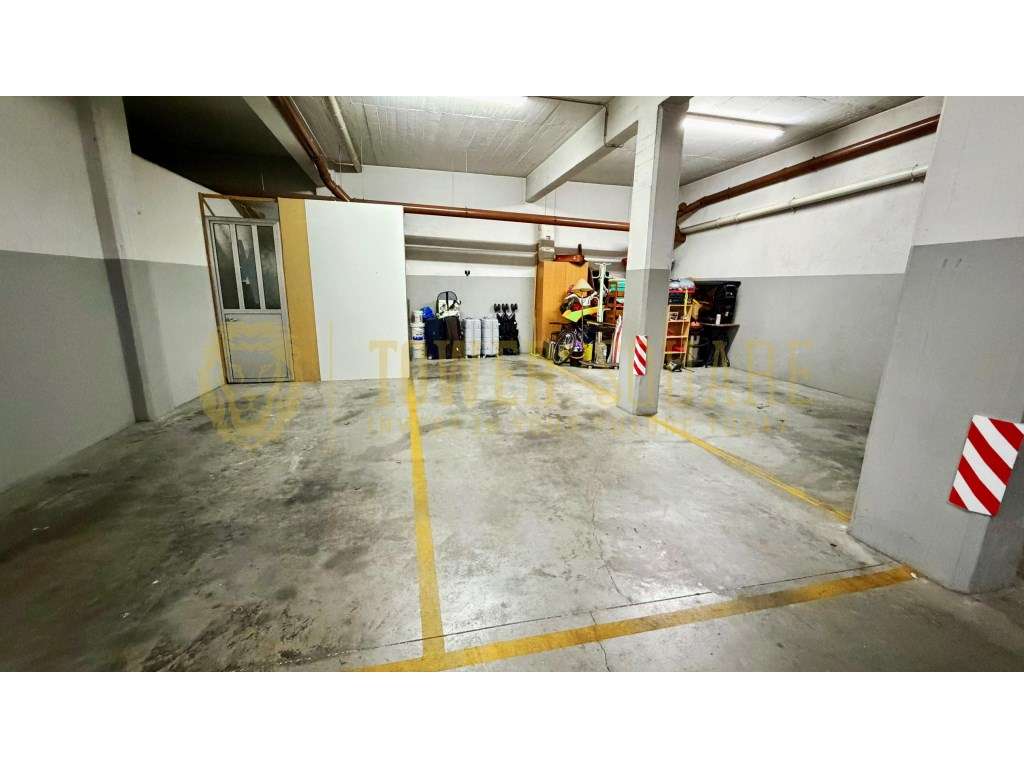 Apartamento T3 com arrecadação em Corroios-16