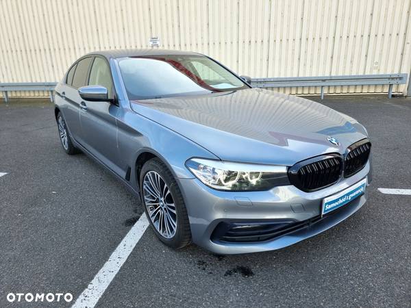 BMW Seria 5 530i xDrive Luxury Line sport - 1