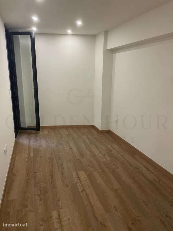 T2 Duplex Moderno na Baixa do Porto-11